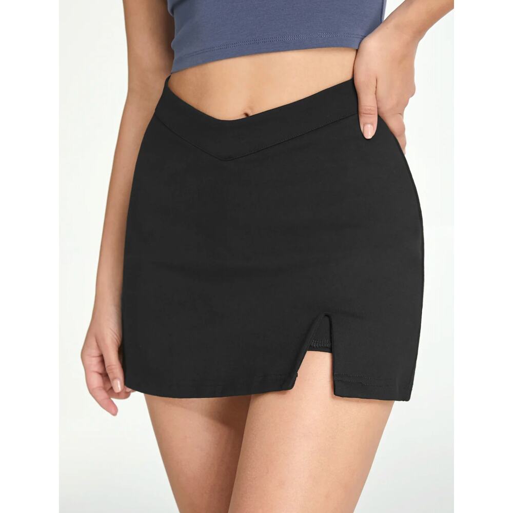 Commense High Waisted V-Line Mini Skirt With Shorts Lining Athleisure Size M